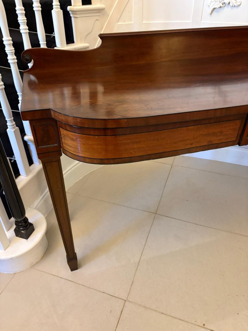 Fine Quality Antique Regency Mahogany Serving / Side Table
